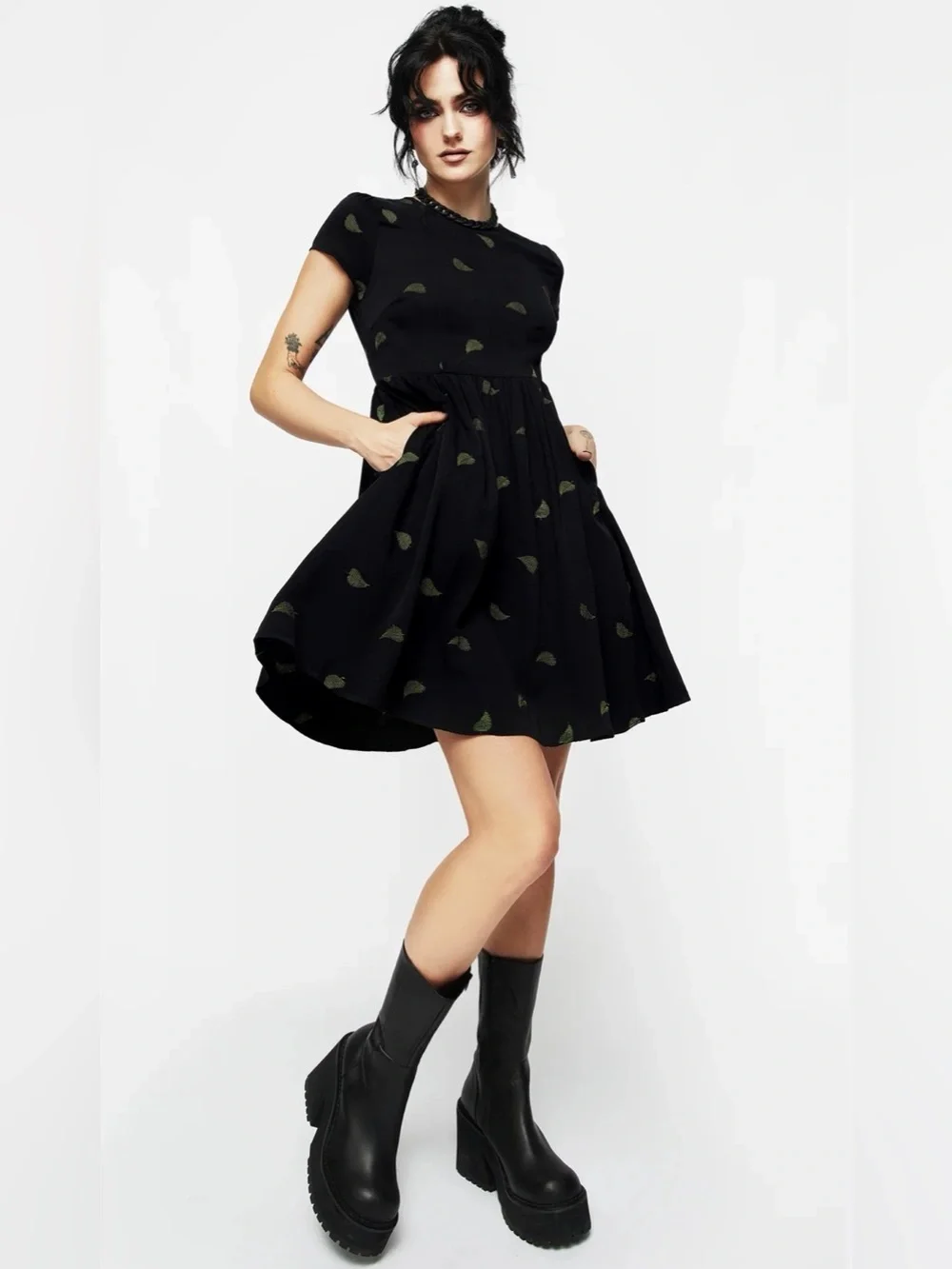 Disturbia Osmunda Fern Embroidered Mini Skater Dress US 10 Black Green Goth - Picture 15 of 15